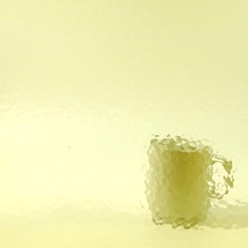 Jaune ambre  clair translucide verre Wissmach corella plaque de 30 par 27 cm