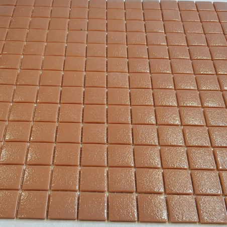 Brun moyen anti dérapant  mosaïque émaux brillant pleine 2.5 cm  plaque de 32 cm