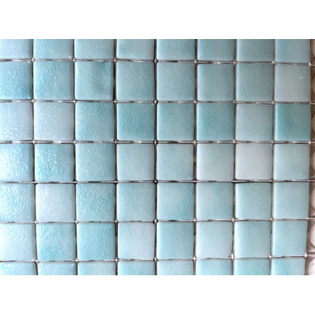 Vert Céladon moucheté Azov mosaïque émaux brillant bord droit 2.3 cm par plaquette 20 carreaux