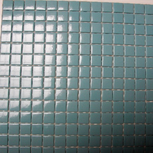 Bleu cyan piscine mosaïque émaux brillant bord droit 2,3 cm par plaquette 20 carreaux