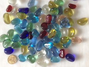 Mix billes de verre cailloux ovoïdes translucides 30-20 mm par 200 grammes