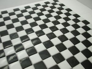 Blanc noir Damier mosaïque émaux brillant 2.3 cm plaque 33 cm HTK
