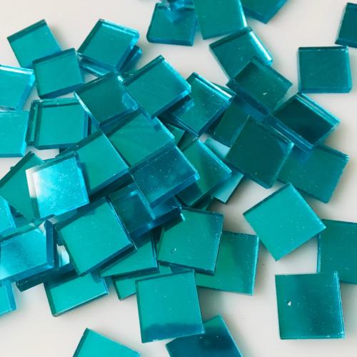Bleu turquoise cyan mosaïque métal  lisse 2 cm vendu à l'unité