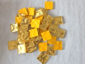 Jaune doré mosaïque like gold martelé 2 cm vendu à l'unité