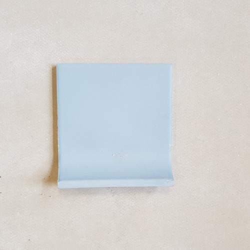 Bleu clair uni mosaïque carrelage plinthe à gorge 10 par 10 cm grès ceram à la pièce