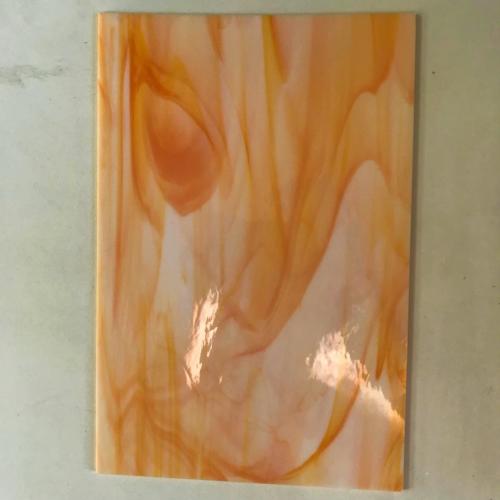 Orange clair marbré opalescent verre vitrail spectrum 375-1 plaque de 20 par 30 cm