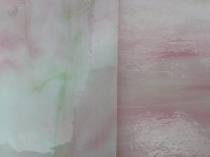 Rose et vert verre vitrail opalescent plaque de 20 par 30 cm
