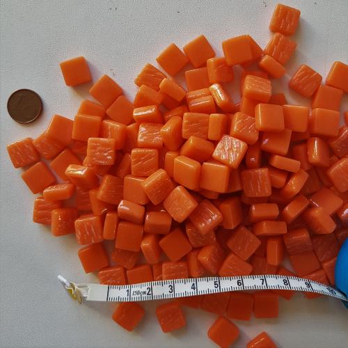Orange vif micro mosaïque PIXEL ART 1,2 cm par 100 grammes