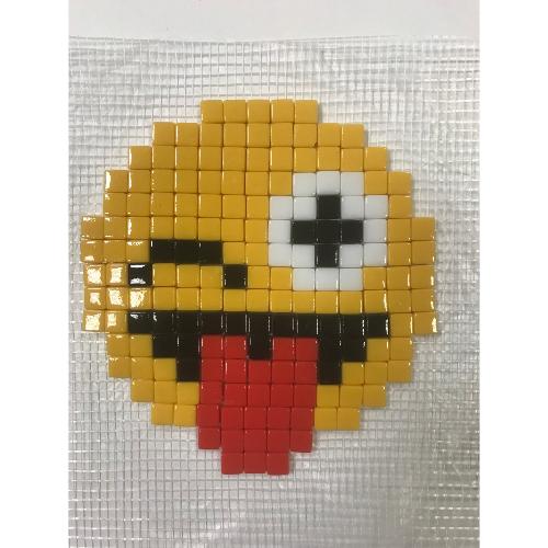 Kit mosaïque Pixel Art inspiré de Emoji Smiley jeux vidéo