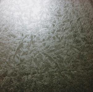 Blanc translucide feuillage givré petit motif verre plaque de 30 par 30 cm