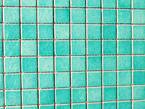 Bleu Atool / Bahamas mosaïque émaux de Briare par 20 carrés soit environ 100g