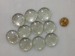 Bille de verre plate translucide nacré galet de 30 mm par 200 grammes