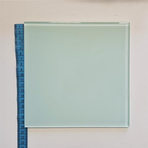 Plaque de verre carré 30 par 30 cm support à réaliser en mosaïque