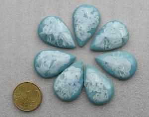 Bleu glacier givré mosaïque galets émaillés pétales par 100 g