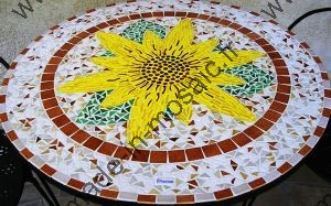 Mosaïque loisirs créatif table fleur