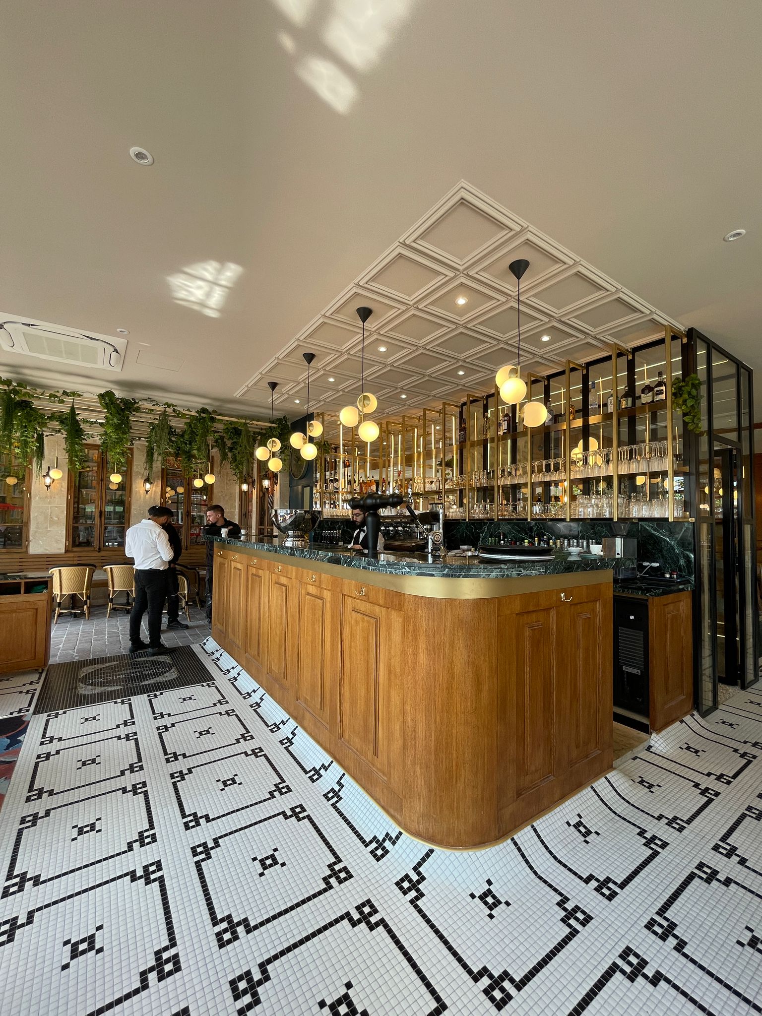 mosaique carrelage sol bar