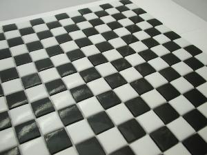 mosaïque damier noir et blanche par M²