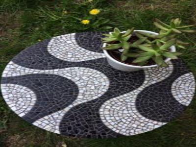 Table Mosaïque inspiration sol de Copacabana par mme Clément
